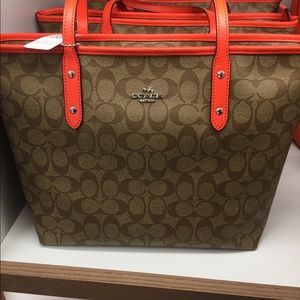 Meet your Posher, Scott